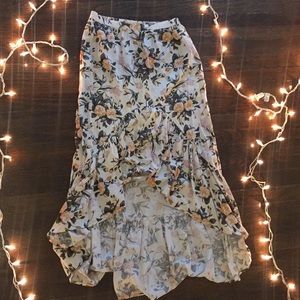 NWT American Eagle Hi-Lo Floral Skirt